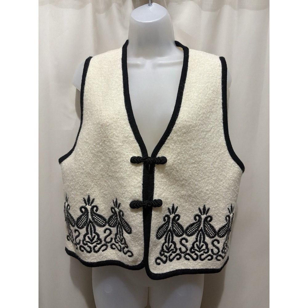 ICE Wool Embroidered Vest Womens 12Cream Floral Y2k Preppy Artsy Indie Boho Chic
